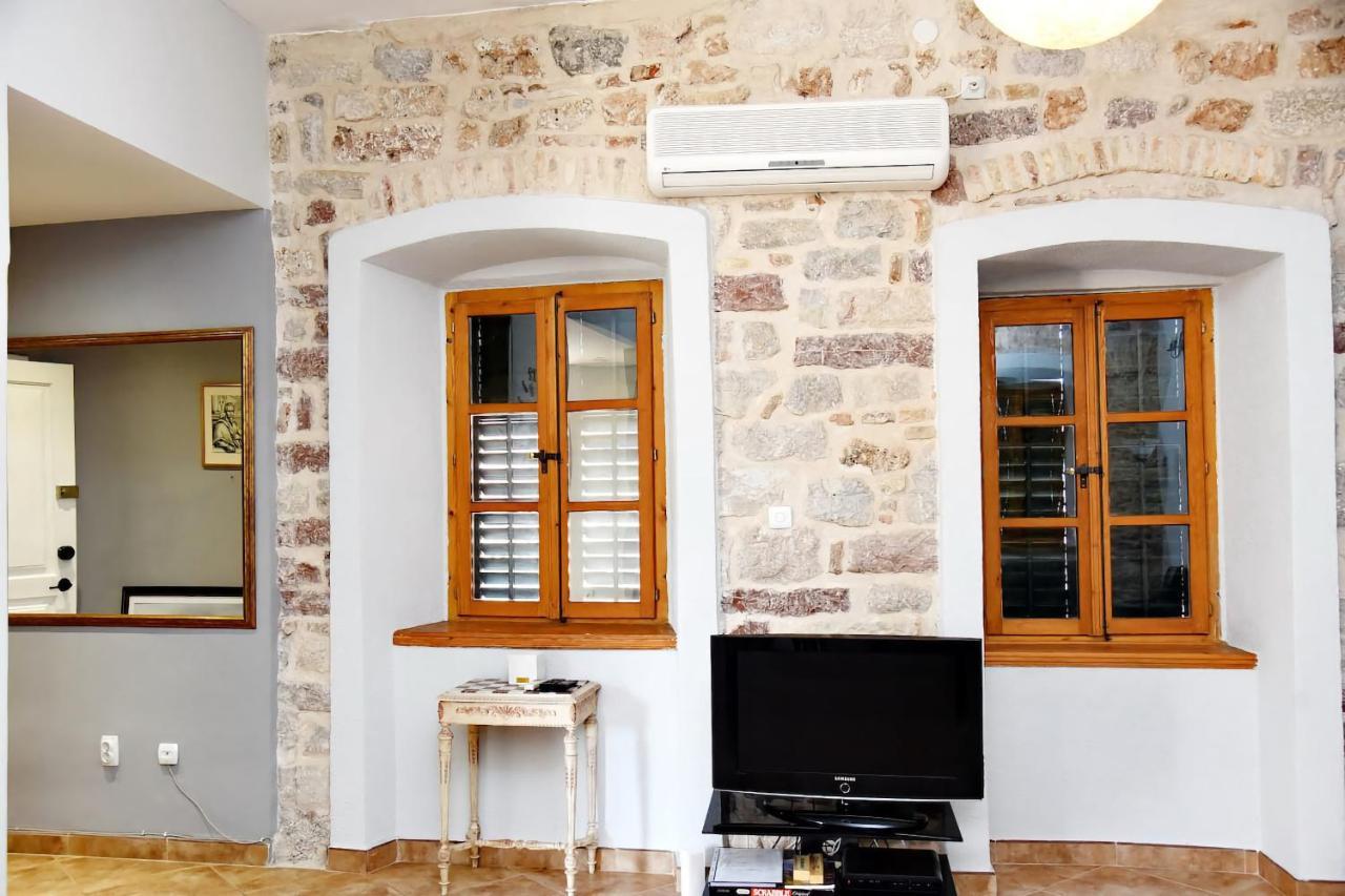Cozy 2 Bedroom In Antique Bizanti Palace *