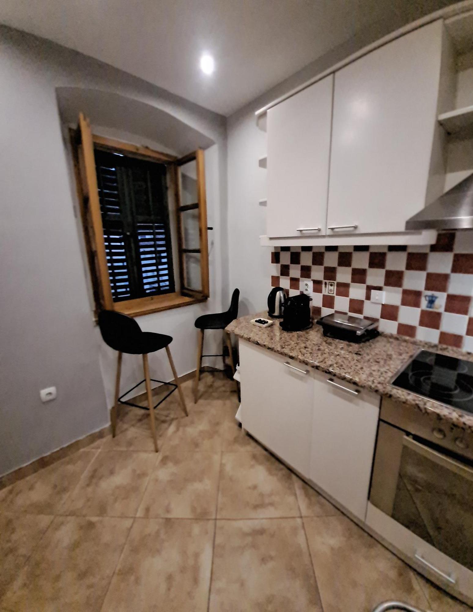 Cozy 2 Bedroom In Antique Bizanti Palace